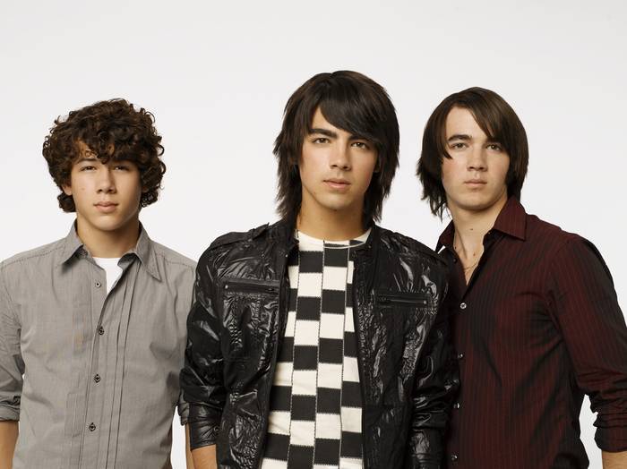 MZVYVZZXWFOIRYZVCCP - Jonas Brothers