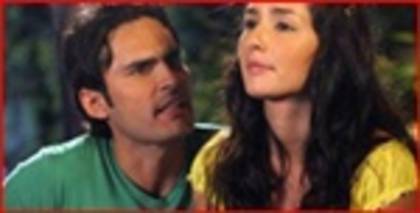 DEUHAMPIOUNZOXKZRBV - Carmen Villalobos