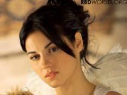 RWIPNMPLAXPCDZFJUOW - maite perroni