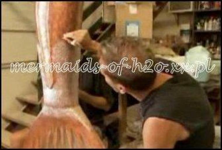 4522378591a7454968941l