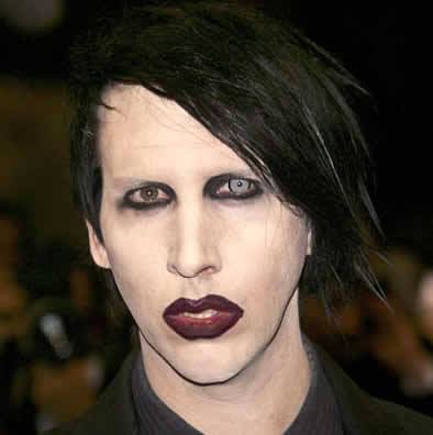 Marilyn Manson - Vedete de iti vine sa vomiti