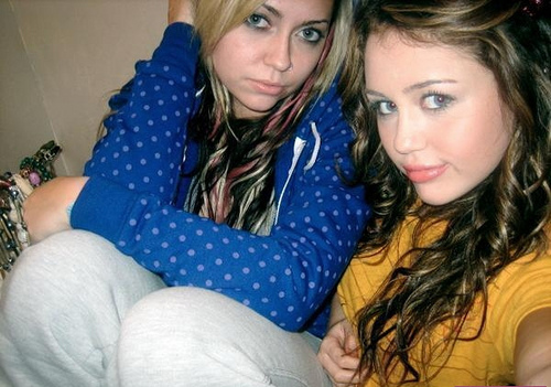 3009842244_65d39a0b14 - miley cyrus poze destul de rare