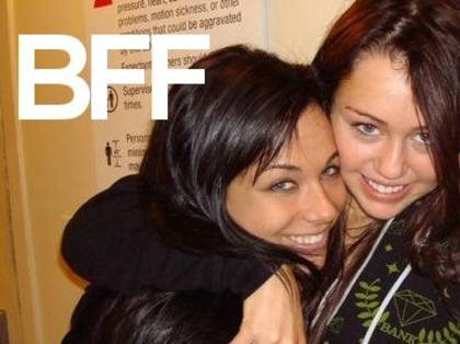 miley-cyrus_withmandyjiroux-