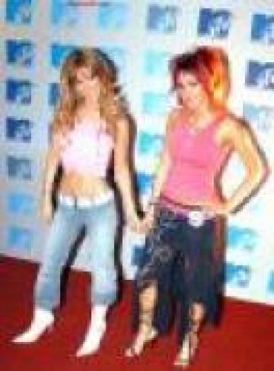 XMFTVRQSFNJWCGQJDPU - alte poze cu rebelde