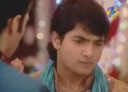 UBKGJLFEHPKLYOHEEMO - Sharad Malhotra
