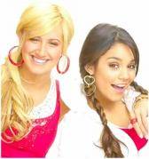 Ashley si Vanessa - Ashley Tisdale- Sharpay