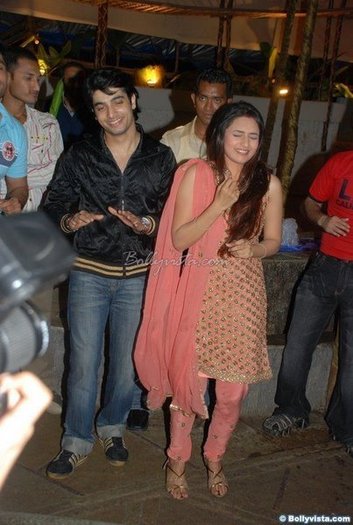 5735_1216127122612_1211853229_30641742_6272485_n - A TA PENTRU TOTDEAUNA-Divyanka Tripathi shi Sharad Malhotra-pictures
