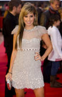 TSQNNXBWGEPEUSUVURK - ASHLEY TISDALE-HSM 3 LONDON PRESS PHOTOS