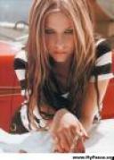 9a7775262b63b916[1] - Avril Lavigne