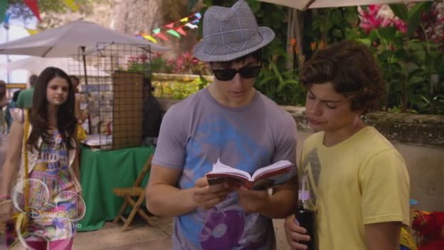 Wizards of Waverly Place The Movie  (2009) WwW.Bratu-Marian.Ro-4 - Wizards of Waverly Place