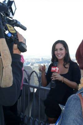 HAVJAUBMIFIQCXUTZXI - Carmen Villalobos