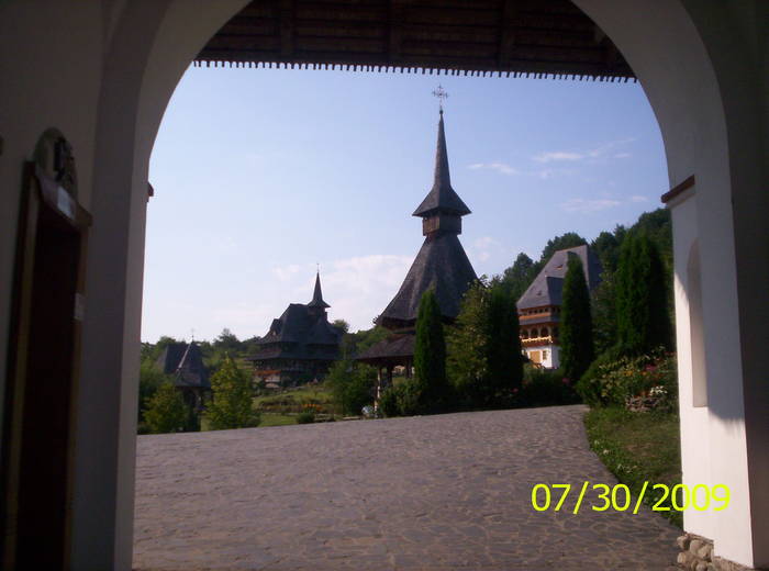 100_1464; Manastirea Birsana.MM
