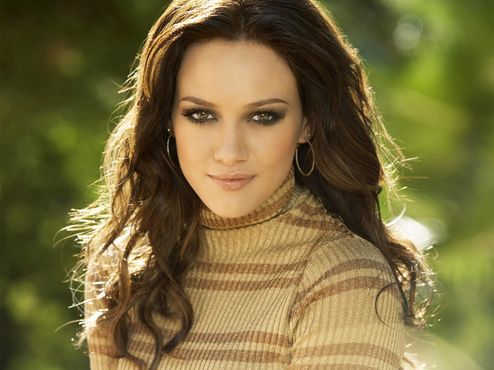 Hilary-hilary-duff-134926_1600_1200