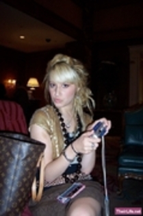 QOACDZWEFMXULBNTBQF - ASHLEY TISDALE