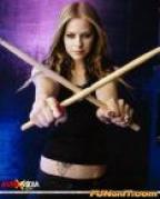 9293fcdc749ddfbc[1] - Avril Lavigne