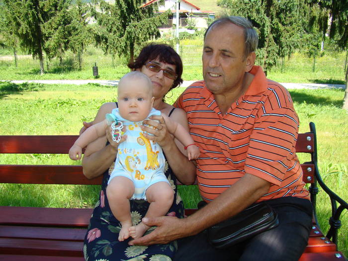 DSC05146 - 24_In parc cu bunicii