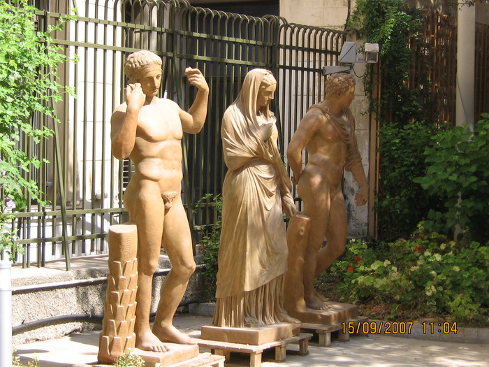 IMG_0420 - 2007 - atena - continuare