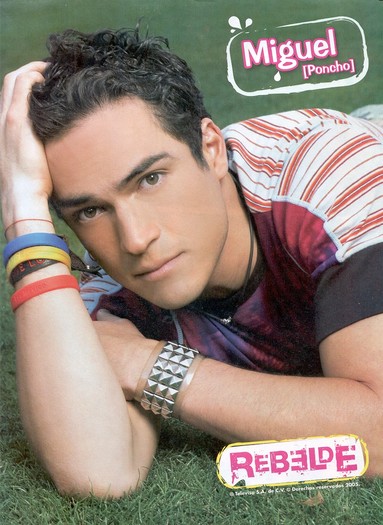 rebeldejulio2005209ezsa2