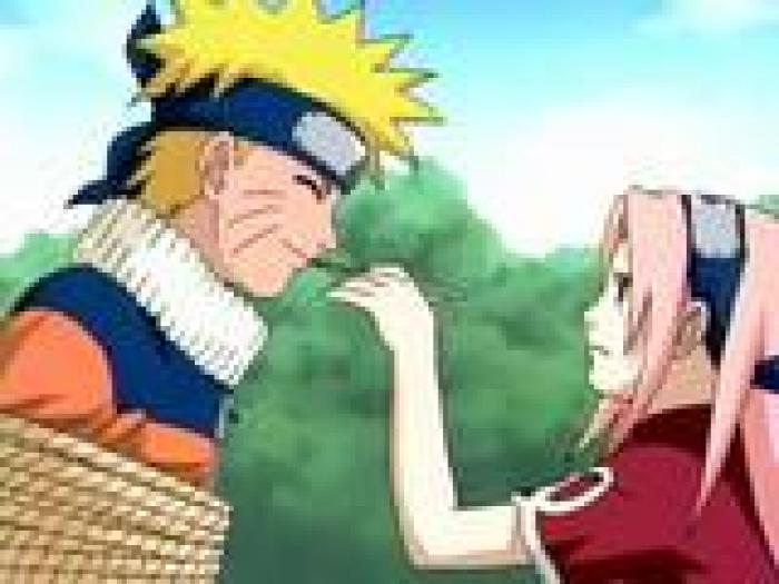 opa, sakura!Se enerveaza sasuke ca nu il hranesti