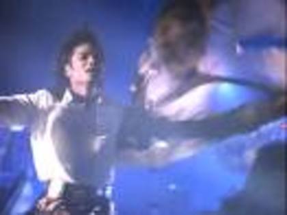 SCUJODESSUIRGTEJPTH - Michael Jackson-dirty diana
