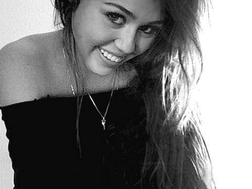 BTYYRSSUQYCCZVYUNQB - Miley-privates