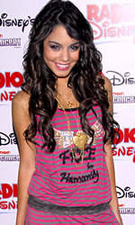 374_vanessa_hudgens - Vanessa Hugdens