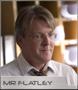 Mr Flatley - Directorul Kenneth Flatley