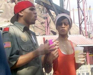 0723rihanna - RiRi and Chris Brown