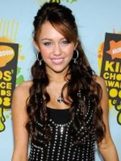 thumb_miley_cyrus300[1] - Miley Cyrus HairStyle