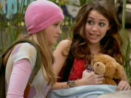 miley prima zi la liceu 1 - hannah montana episodes