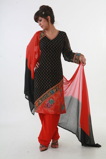 Tia saree