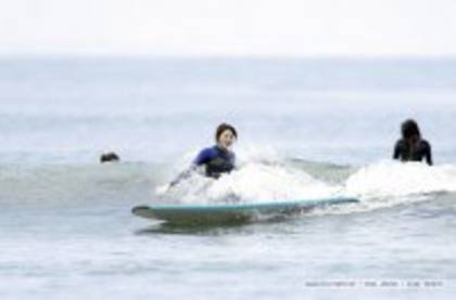 Surf 5 - Ashley Greene la surf