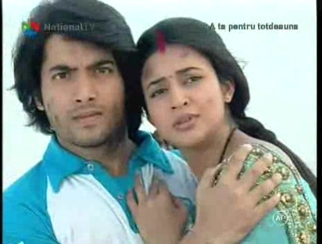 195_1_A_TA_PENTRU_TOTDEAUNA_SAGAR_SI_VIDYA_SUNT_UCISI.flv_000498166