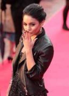 GIWNHCCADIHXMCCNVIL - vanessa si ashley