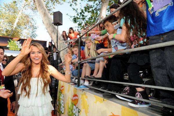 miley-cyrus-kca-11 - cele mai rare poze cu miley Cyrus