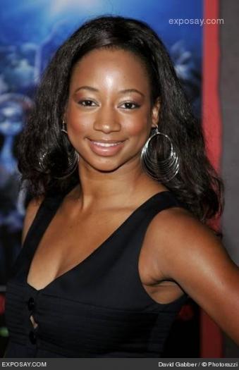 monique-coleman-the-nightmare-before-christmas-3d-world-premiere-7nAlKW