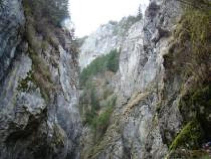 OUQUSLJDKVMPARKAHRI - ROMANIA-CEAHLAU-LACUL BICAZ-LACUL ROSU