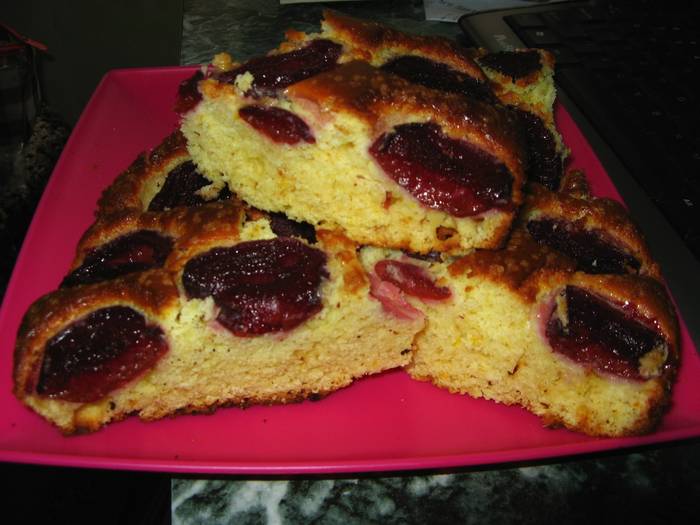 plum cake sectiune - papa bun