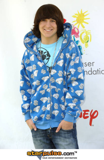 Mitchell Musso-ALO-003925