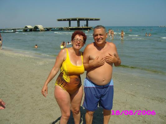 Marioara si nenea Chiciu2