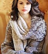 thumb_selena-gomez-0019 - selena gomez sedinte foto