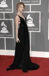  - Taylor Swift la premile Grammy