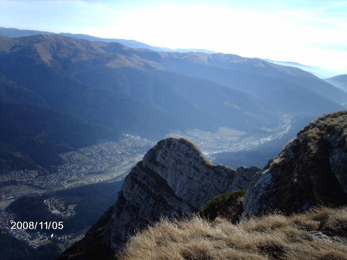 IMG_2332; BUSTENI , VAZUT DE LA CRUCE
