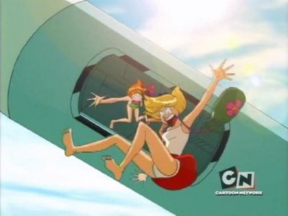 Clover si Sam - Totally Spies