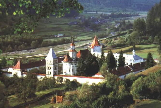 castle_putna - Manastirea Putna