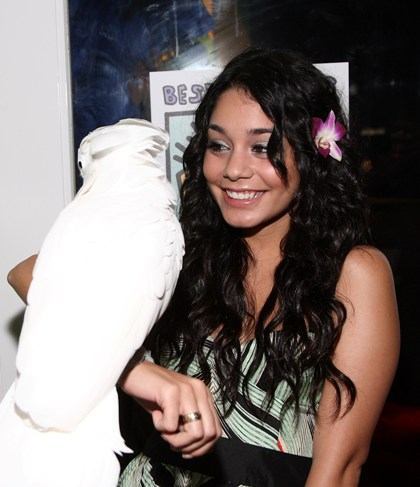 CPTJYHHSTHMHNSKKJDL - vanessa hudgens