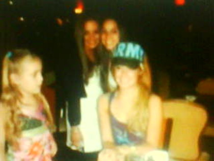 DSC00909 - ASHLEY TISDALE POZE RARE