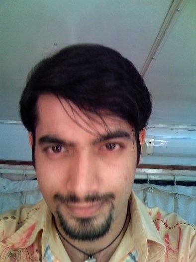 5771_136531787941_589357941_3266439_4621051_n - Sharad Malhotra