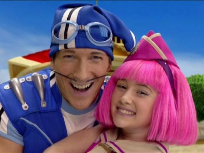 stepanie and sportacus - lazy town
