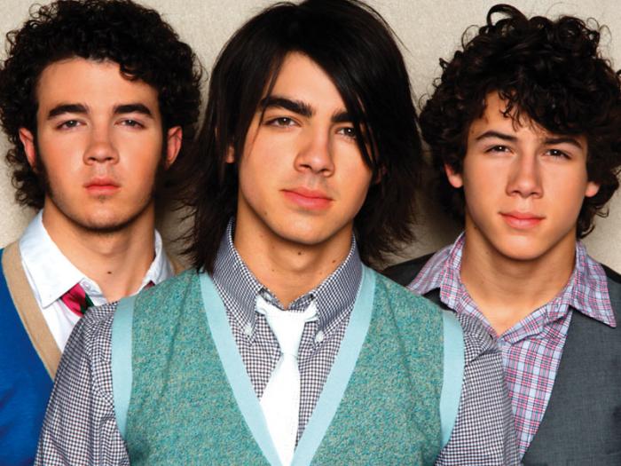 foto_trio_big - JoNaS bRoThErS